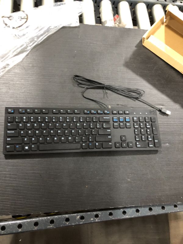 Photo 2 of Dell Wired Keyboard - Black KB216 (580-ADMT)