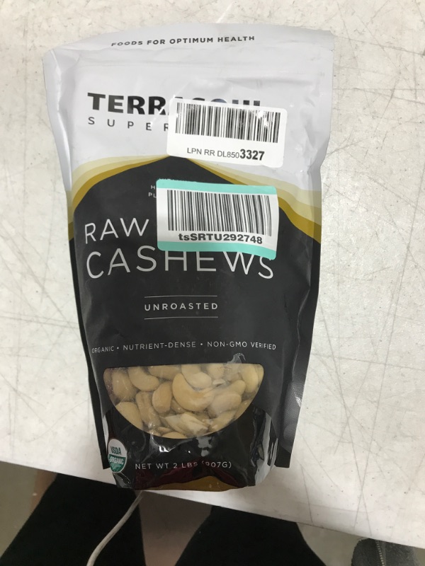 Photo 2 of  Terrasoul Superfoods Organic Raw Whole Cashews, 32 oz./2lb