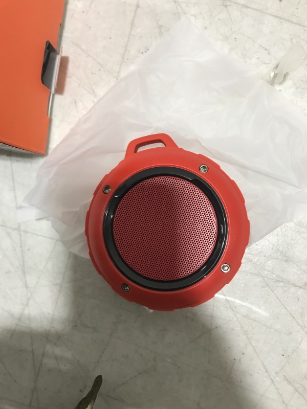 Photo 2 of Outdoor Waterproof Bluetooth Speaker