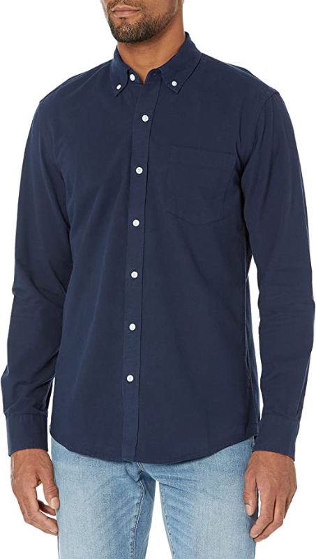 Photo 1 of Amazon Essentials Men's Slim-fit Long-Sleeve Solid Pocket Oxford Shirt
SIZE  M 