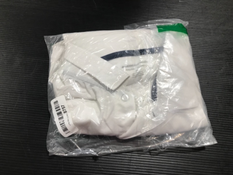 Photo 2 of amazon essentials WHITE COLLARED SHIRT SIZE M