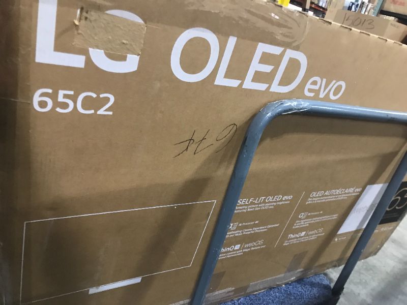 Photo 5 of LG OLED65C2P 65 inch OLED C2PUA Series OLED TV C2