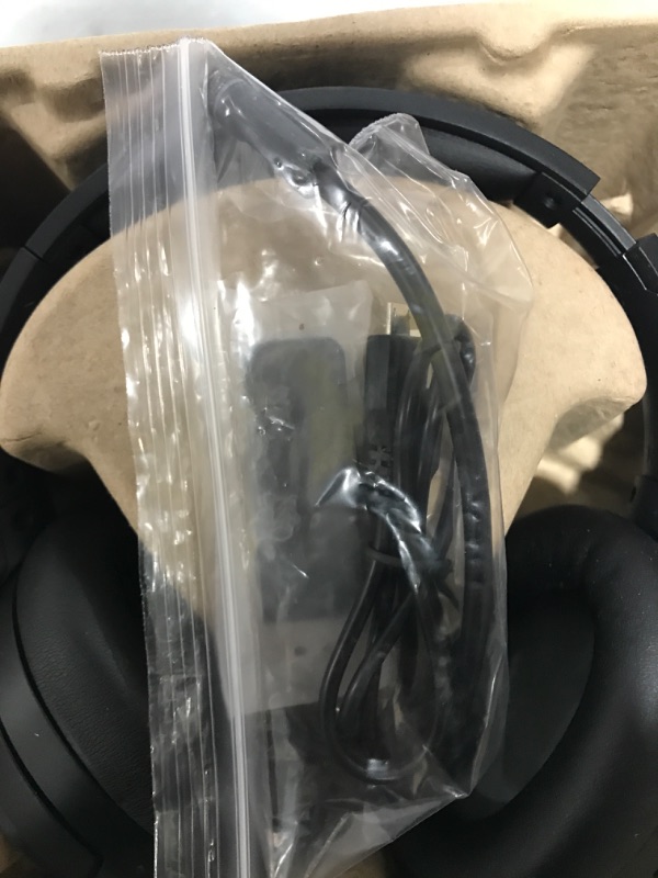 Photo 5 of LucidSound LS15P Wireless Headset for PlayStation 4
