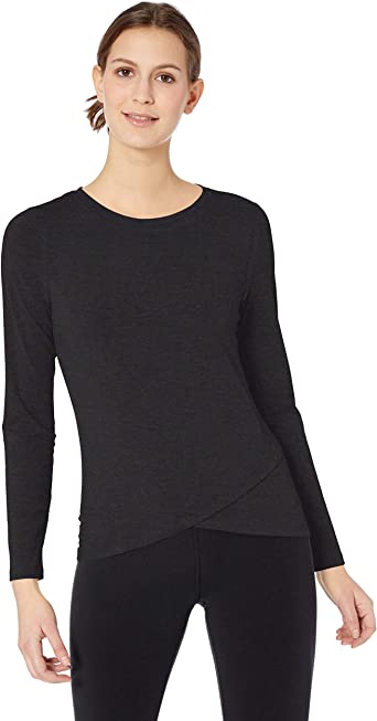 Photo 1 of Amazon Essentials Women's Studio Relaxed-Fit Long-Sleeve Cross-Front T-Shirt
SIZE XS 