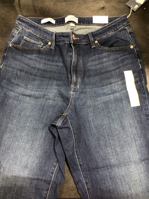 Photo 1 of 14W Universal Thread Vintage Stretch Jeans