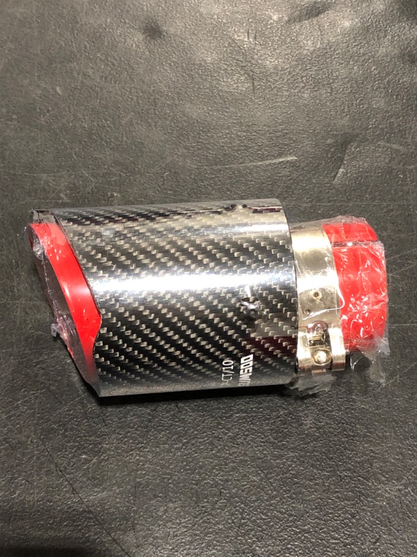 Photo 5 of Car Exhaust Pipe Tail Throat, Universal Exhaust Tip Tail Throat Glossy Carbon Fiber Red Pipe Straight 2.5in Inlet 3.5in Single Outlet for Tail Throat Exhaust Tip Stainless Steel Exhaust Tip Inlet 