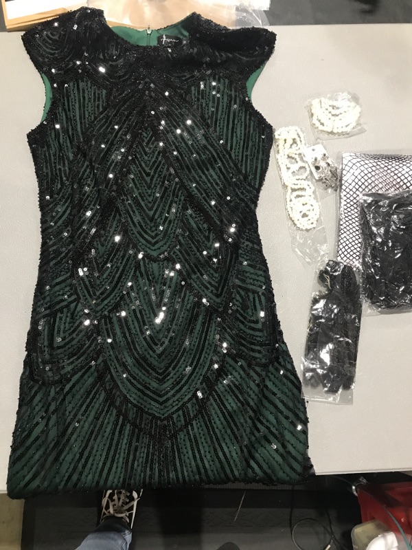 Photo 3 of 920s Gatsby Sequin Fringed Paisley Flapper Dress with 20s Accessories Set Size M 