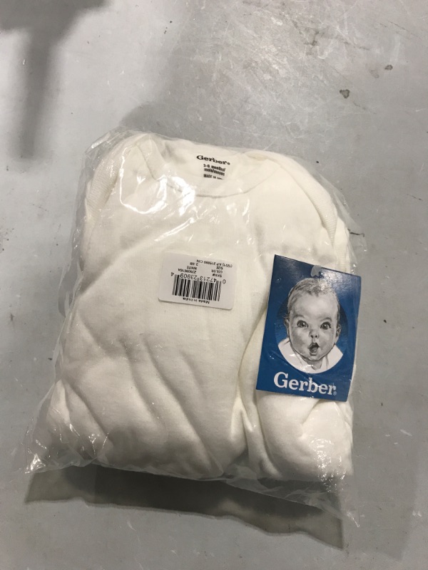 Photo 2 of GerberUnisex Baby6 Pack Long-Sleeve Onesies  6-Pack White 3-6 MOS
