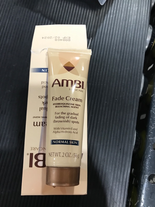Photo 1 of Fade Cream For Normal Skin