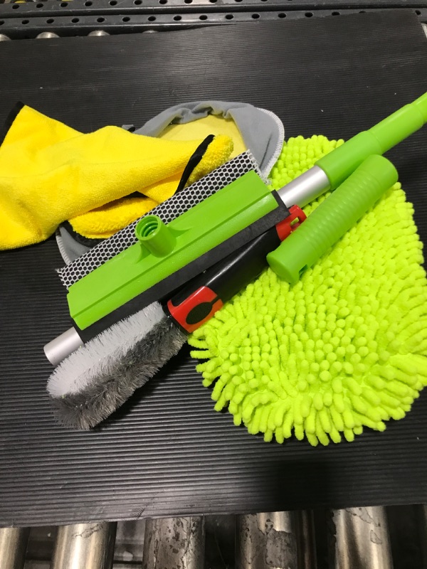 Photo 2 of 3 In 1 Microfiber Car Wash Brush Mop Kit, Car Wash Kit with Glass Wiper Car Wash Gloves Dust Collector Strong Chenille Car Wash Mop for Car Exterior Cleaning for Truck SUV RV House Window Cleaning
