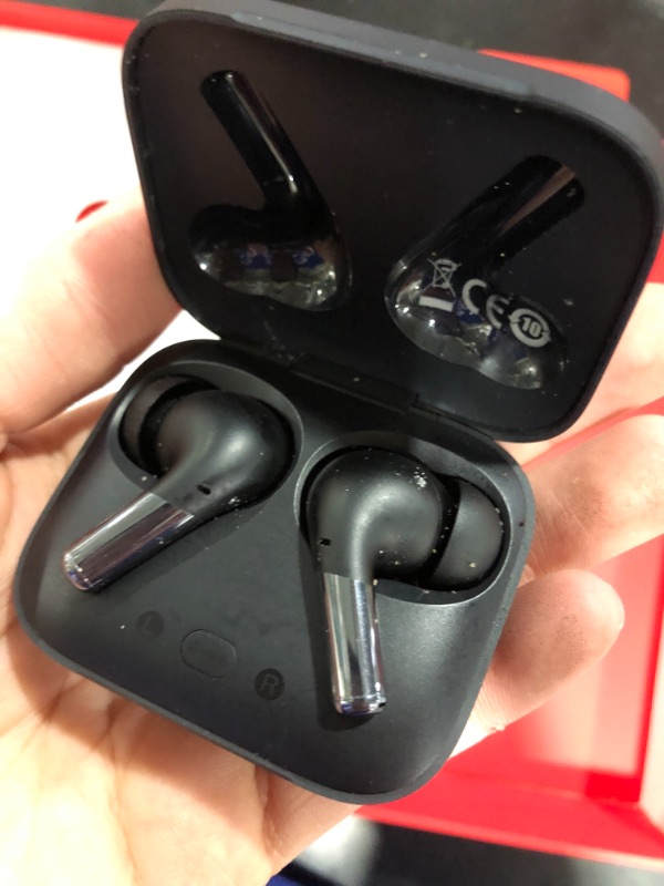 Photo 3 of Oneplus Buds Pro Wireless Earbuds with Charging Case Ip55 Smart Adaptive Noise Cancellation Sound Matte Black, E503a