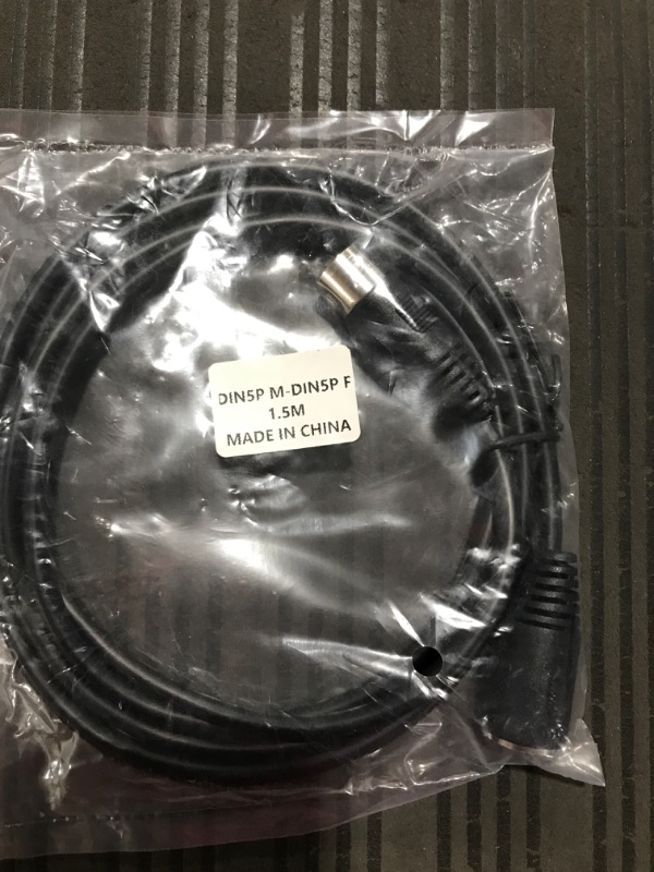 Photo 1 of DIN5P 5 foot (1.5m) cable