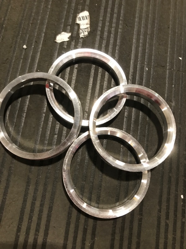 Photo 2 of A set of 4pcs Aluminum HUB CENTRIC HUBCENTRIC RING RINGS ID 63.4mm to OD 71.12mm