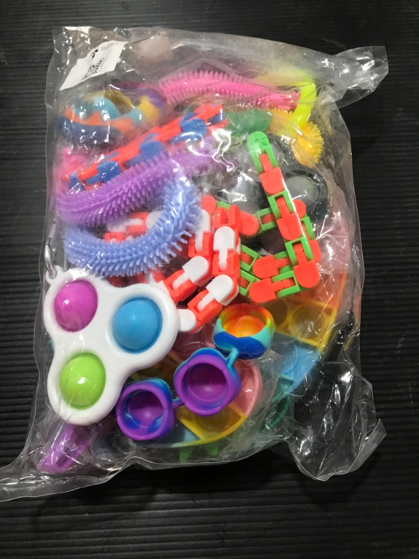 Photo 2 of Fescuty Fidget Toys Pack Set Pop Fidgets Toy Sets Packs Fidget Toys Pack Stress Relief and Anti-Anxiety Tools Sensory Toys 23 PCS 
