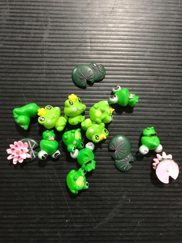 Photo 2 of 
16 Pieces Cute Frog and Lotus Miniature Figurines Resin Frog Stuff Mini Garden Ornament