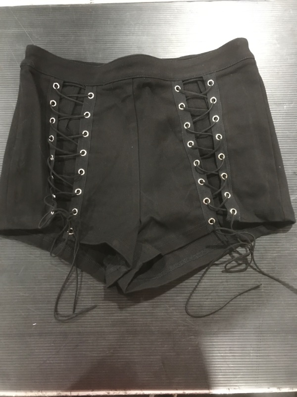 Photo 1 of [Size M] Ladies Shorts with Tie String- Black