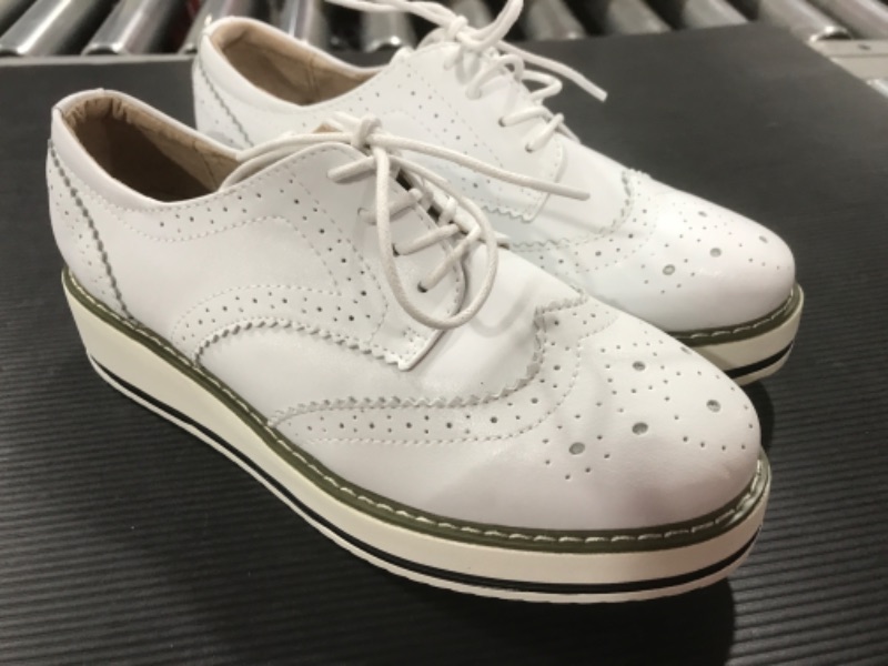 Photo 2 of [Size 9.5] DADAWEN Women's Platform Lace-Up Wingtips Square Toe Oxfords Shoe