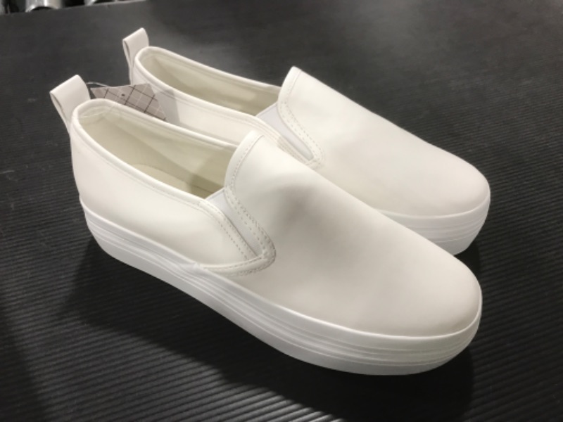 Photo 1 of [Size 7] Jabasic Women's Platform Slip Ons- White