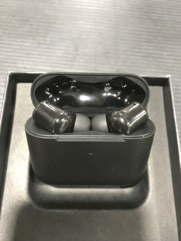 Photo 3 of Hammerhead True Wireless Earbuds (2nd Gen) - Black
