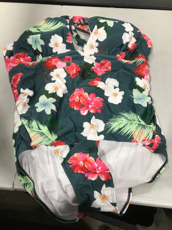 Photo 1 of 5XL BATHING SUIT FLORAL 