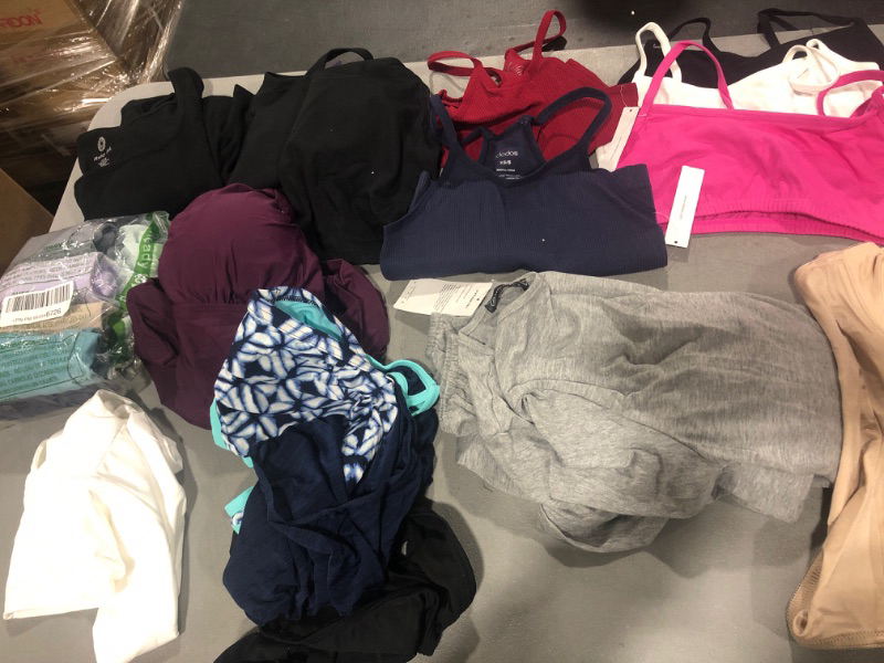 Photo 3 of BAG LOT!!! WOMENS CLOTHING & ACCESSORIES!! NEW & GENTLY USED ITEMS -- SIZES VARY 