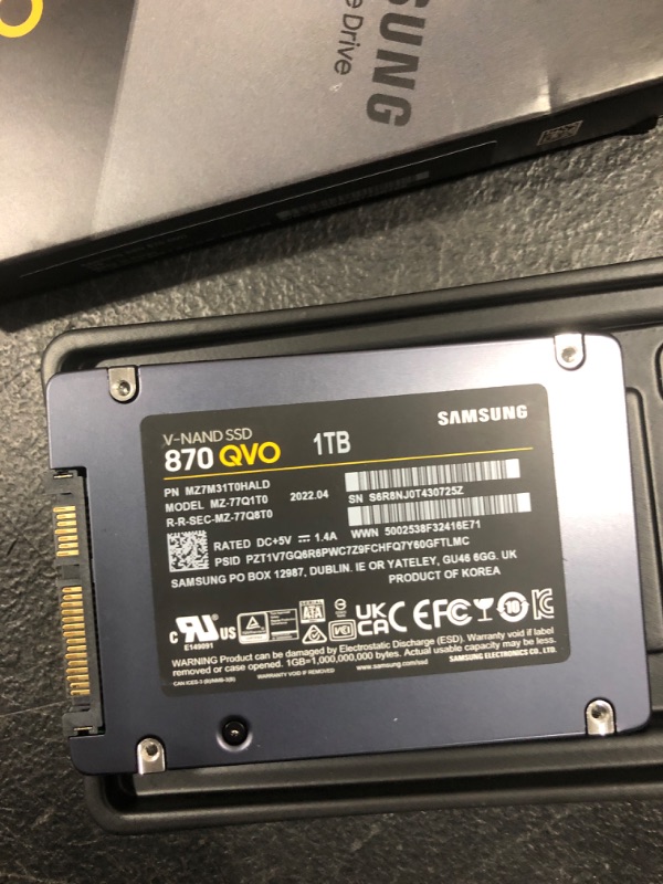 Photo 3 of Samsung 870 QVO 1 TB SATA 2.5 Inch Internal Solid State Drive (SSD) (MZ-77Q1T0)
