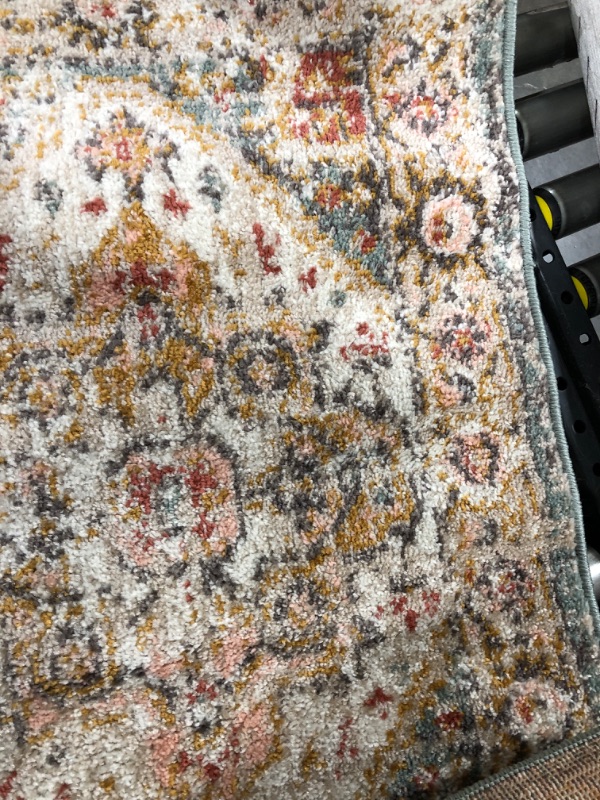 Photo 1 of 2x3 beige rug