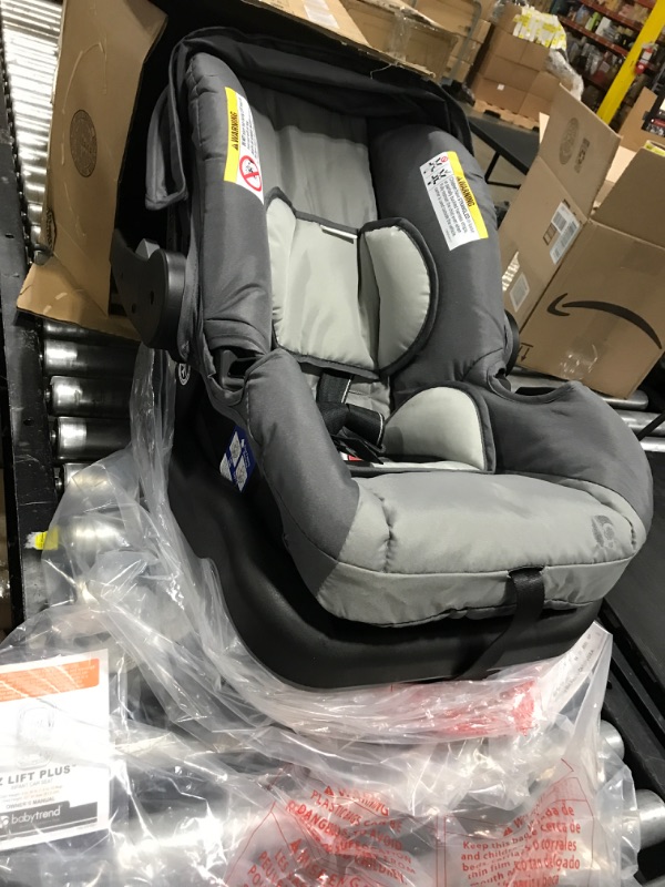 Photo 2 of Baby Trend 35 Infant Car Seat Grey