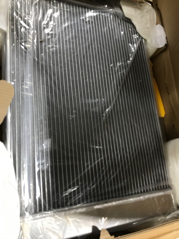 Photo 2 of 4 Row Core Aluminum Radiator with 16" Fan w/Shroud 