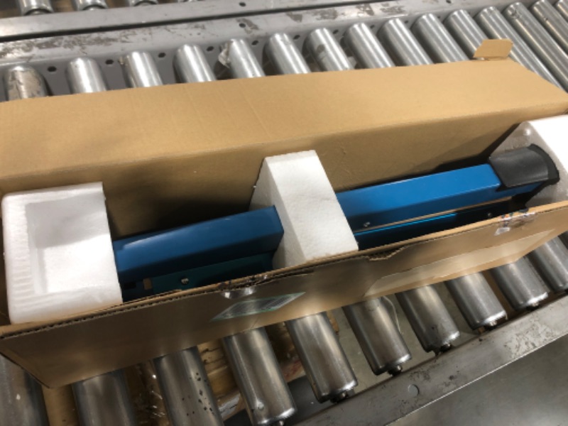 Photo 1 of 16 Inch Impulse Heat Sealer Manual Bags Sealer Sealing Machine Heating Closer for Plastic PE PP Mylar Poly Foil Bags Home Restaurant Food Storage with Extra Replace Element---FACTORY SEALED --OPENED FOR PICTURES