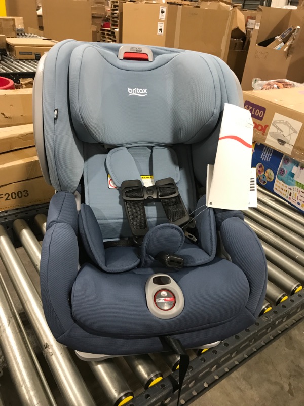 Photo 3 of Britax Advocate Clicktight Convertible Car Seat, Blue Ombre SafeWash Blue Ombre Advocate