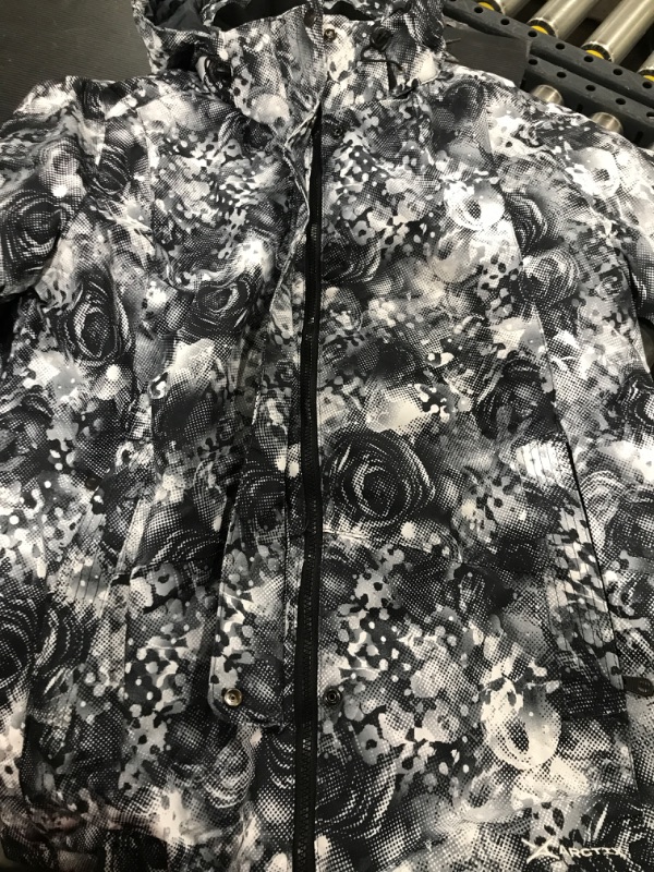 Photo 1 of ARCTIX WINTER COAT- BLK/WHITE- SIZE 1X