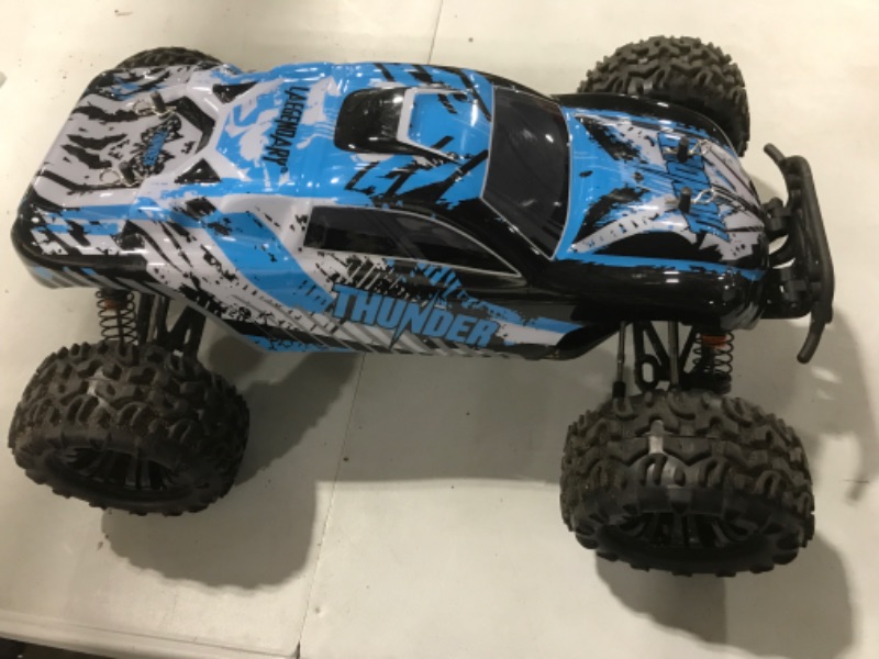 Photo 2 of 1:10 Scale Brushless RC Cars 65 km/h Speed and 1:10 Scale Large RC Rock Crawler - Kids and Adults Remote Control Car 4x4 Off Road Monster Truck Electric - Waterproof Toys