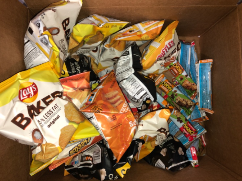 Photo 1 of  lays Chips And Chewy Snacks 40ct 
