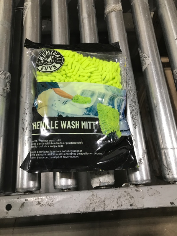 Photo 2 of Chemical Guys MIC493 Chenille Premium Scratch-Free Microfiber Wash Mitt, Lime Green, 9.6" x 2.3" x 7" Lime Green (New Version) Standard