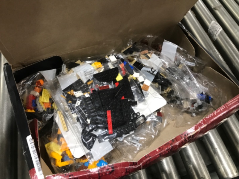 Photo 2 of  LEGO Ideas Jazz Quartet 21334 Building Kit; Build-and-Display Model for Adults with a Passion for Music (1,606 Pieces) 