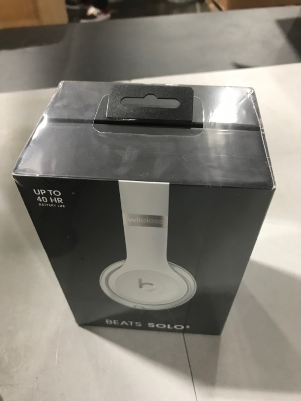 Photo 2 of Beats Solo3 Wireless On-Ear Headphones - Apple W1 Headphone Chip, Class 1 Bluetooth, 40 Hours of Listening Time, Built-in Microphone - Satin Silver (Latest Model) - sealed