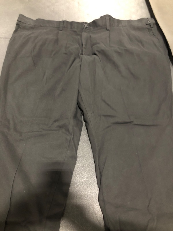 Photo 2 of Dockers Men's Big & Tall Easy Classic Pleated Fit Khaki Stretch Pants Size 50x30