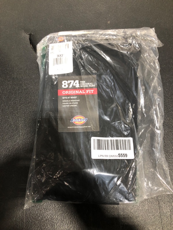 Photo 2 of Black Dickies Traditional Work Pant size 36x31
