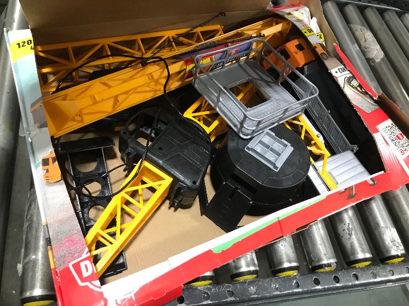 Photo 2 of  Dickie Toys - Mega Crane Remote Control Set with Truck 