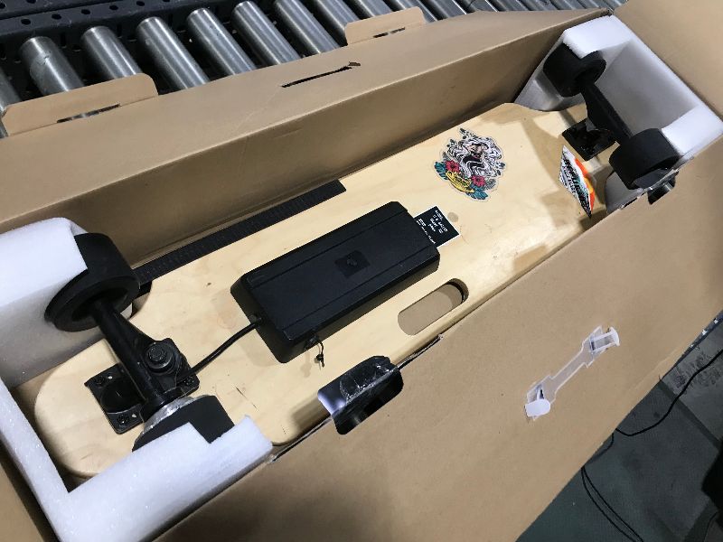 Photo 2 of SOLD FOR PARTS ONLY Youth Electric Skateboard Electric Longboard with Wireless Remote Control 8 Layers Maple Waterproof E-Skateboard for Adult, 350W Moter, 12 MPH Top Speed, Max Load 220lbs 