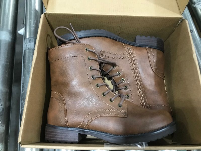 Photo 1 of AMAZON ESSENTIALS WOMENS BROWN HIGH BOOTS, SIZE 6.5 US