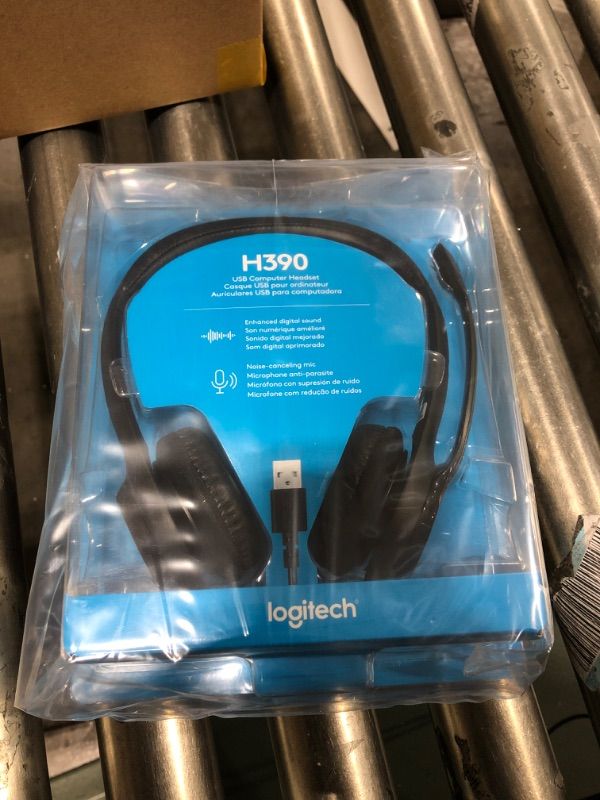 Photo 2 of  Logitech H390 Wired Headset, Stereo Headphones with Noise-Cancelling Microphone, USB, In-Line Controls, PC/Mac/Laptop - Black 
