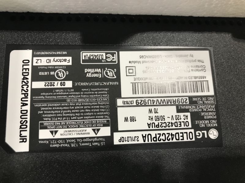 Photo 1 of LG - 42" Class C2 Series OLED evo 4K UHD Smart webOS TV
