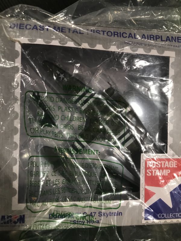 Photo 2 of Daron Worldwide Trading Postage Stamp C-47 DC-3 "Stoy Hora" USAAF Vehicle (1/144 Scale)
