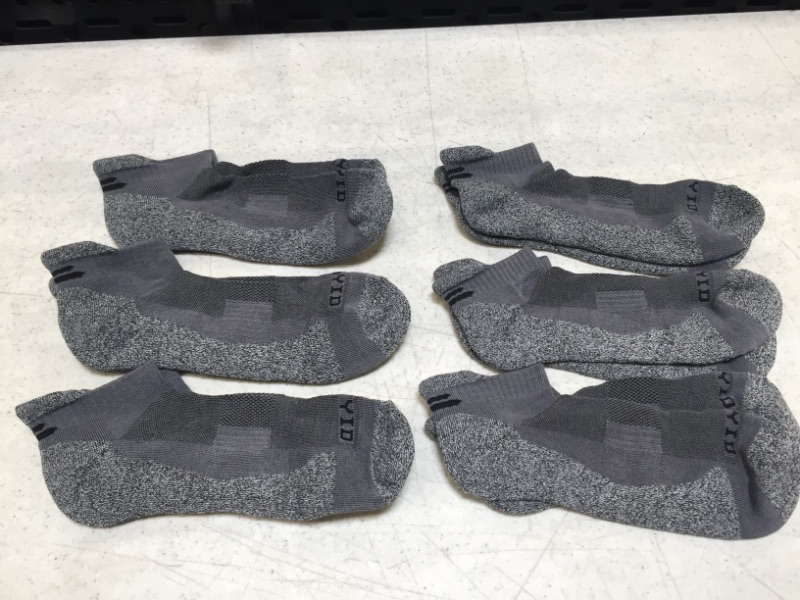 Photo 2 of APTYID Men's Performance Cushioned Ankle Athletic Running Socks (6 Pairs) -- Size XL (13-15)
