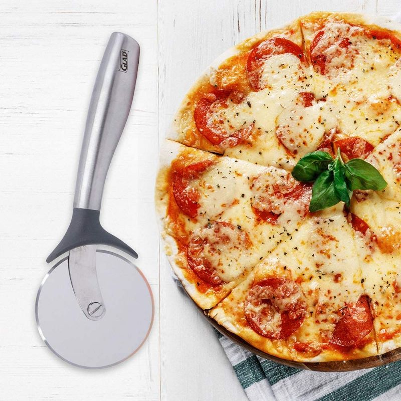 Photo 2 of Glad Pizza Cutter Wheel | Stainless Steel Round Metal Blade | Super Sharp Slicer with Built-In Nylon Finger Guard | Dishwasher Safe Kitchen Gadgets and Tools - 2Pack
