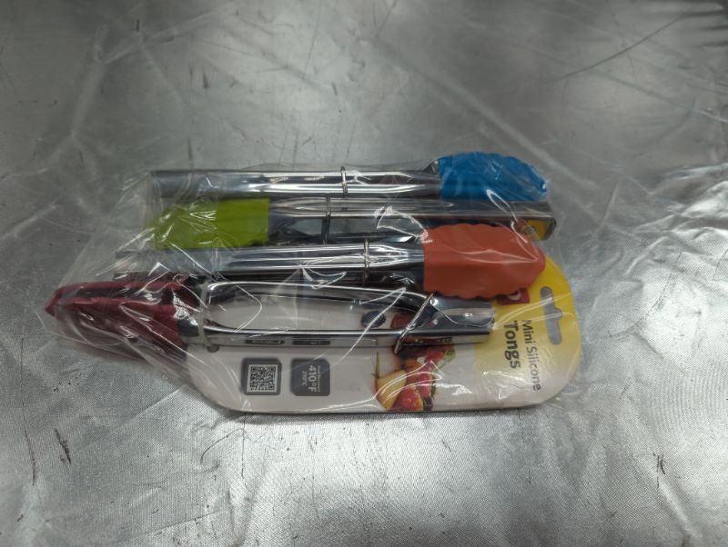 Photo 2 of GLAD - 4 Pack - Mini Silicone Tongs - Assorted Colors