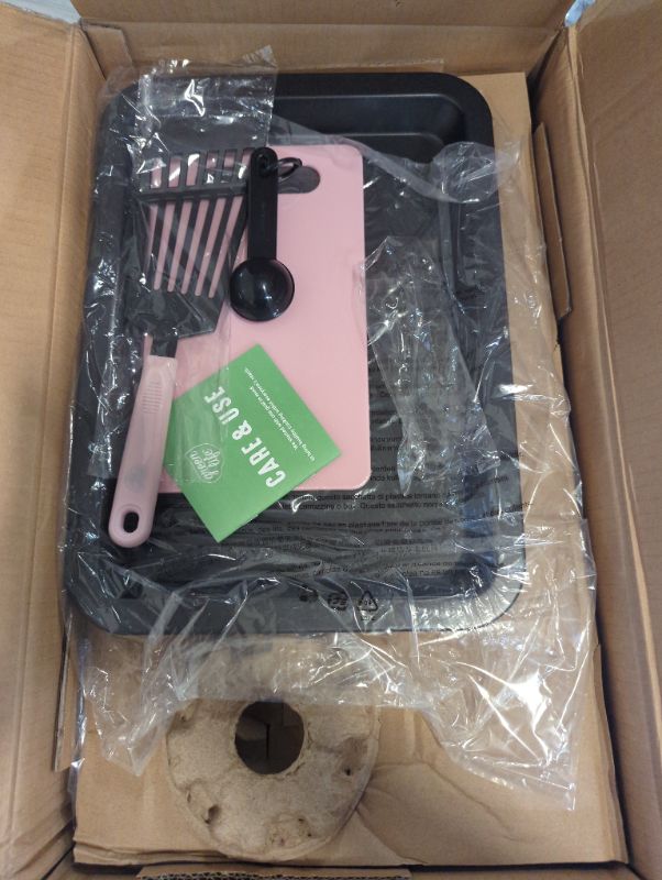 Photo 3 of GreenLife Soft Grip 18 Piece Cookware Set, Quartz Pink
