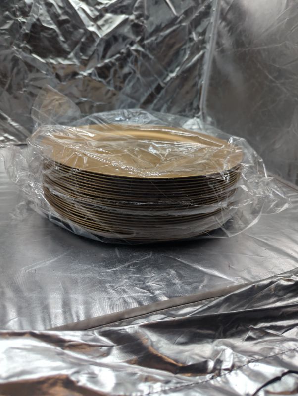 Photo 1 of Zopeal 24 Pcs Plastic Charger Plates Round Dinner Chargers 13 Inch Chargers for Dinner Plates Disposable Charger Service Plates for Christmas Halloween Wedding Party Catering Event Decoration (Gold)